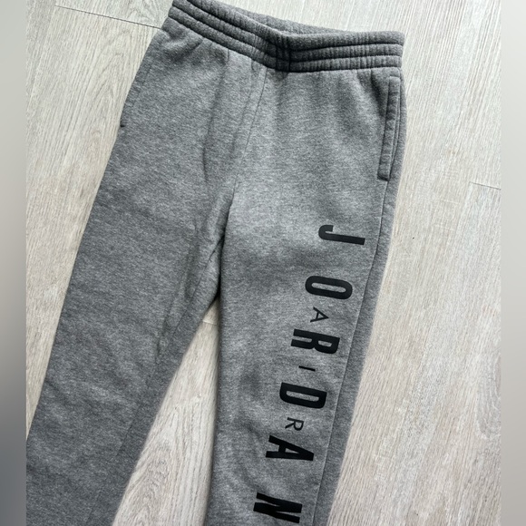 Boys Jordan sweat pants - Picture 1 of 3